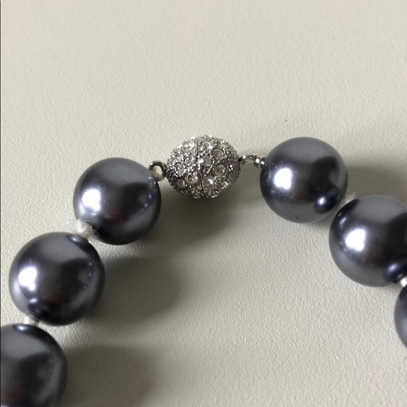 Metallic Pearl Necklace - Picture 3 of 3